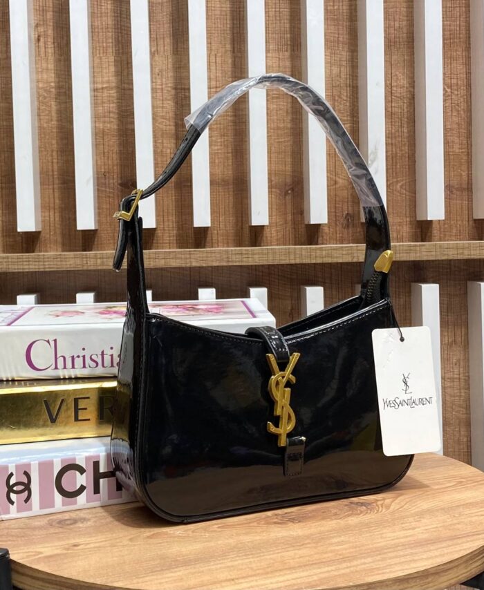    حقائب كوبي ماستر 